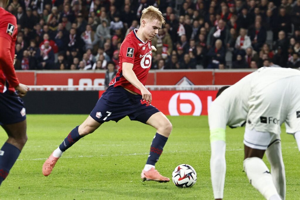 Hakon Arnar Haraldsson i aktion for LOSC Lille.